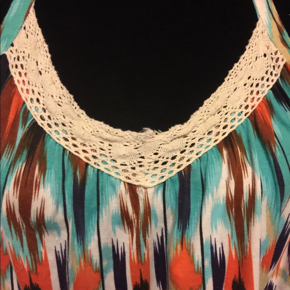 Aztec inspired tank top - Picture 2 of 2